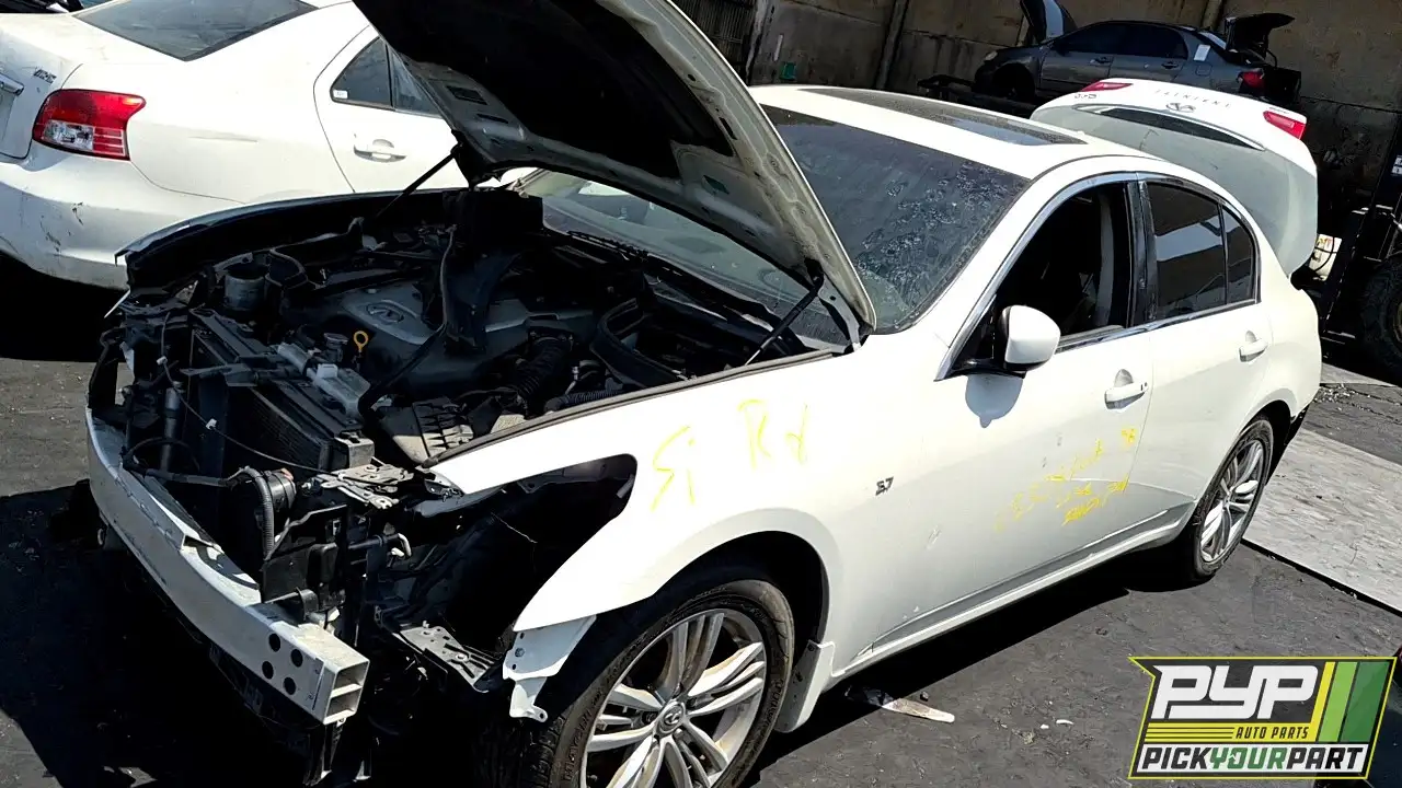 Photo of 2015 Infiniti Q40