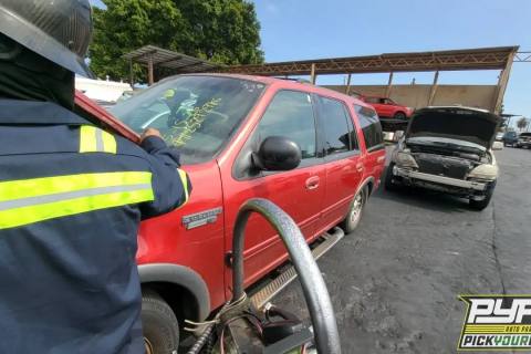 Photo of 2002 Ford Expedition