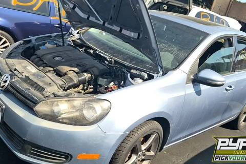 Photo of 2010 Volkswagen Golf