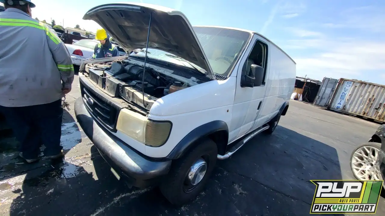 Photo of 2003 Ford E-350 Super Duty