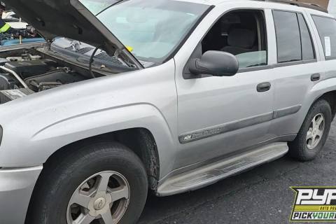 Photo of 2004 Chevrolet Trailblazer