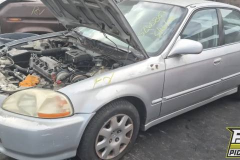 Photo of 1998 Honda Civic