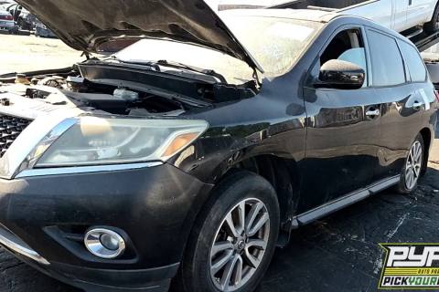 Photo of 2015 Nissan Pathfinder