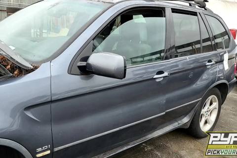 Photo of 2002 Bmw X5
