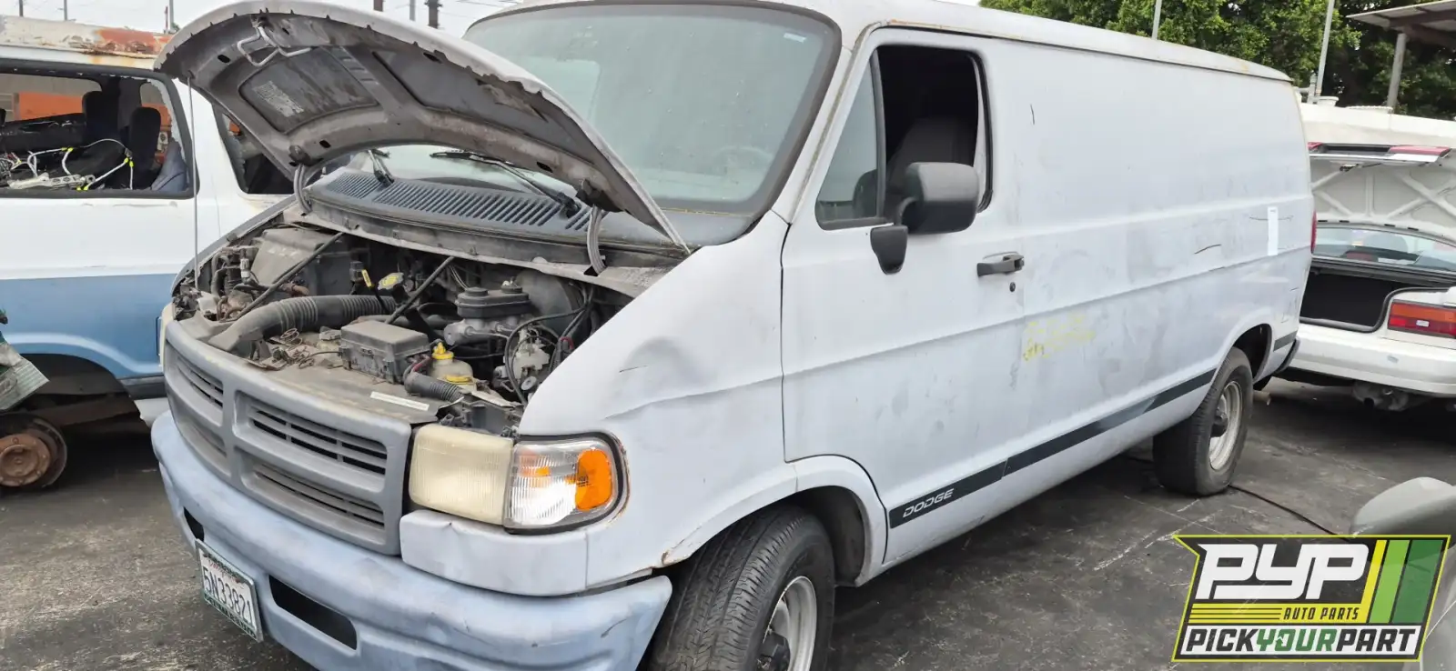 Photo of 1997 Dodge B2500