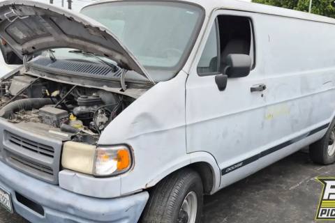 Photo of 1997 Dodge B2500