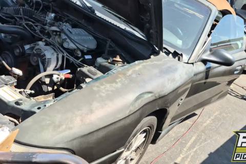 Photo of 1998 Ford Mustang