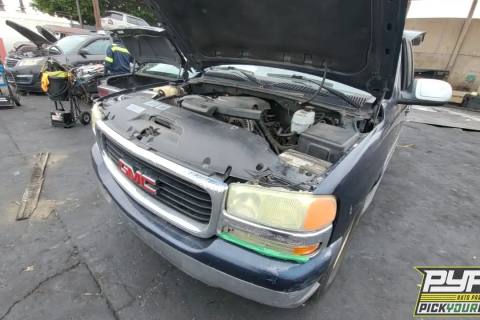 Photo of 2004 Gmc Yukon