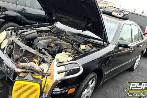Photo of 2002 Mercedes-Benz E320