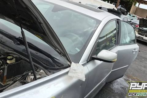 Photo of 2004 Volvo S40