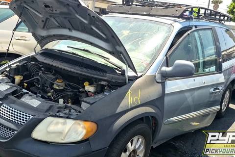 Photo of 2003 Dodge Grand Caravan