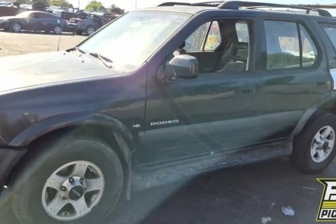 Photo of 1999 Isuzu Rodeo