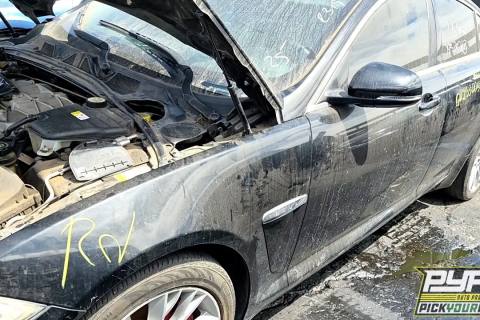 Photo of 2013 Jaguar Xf
