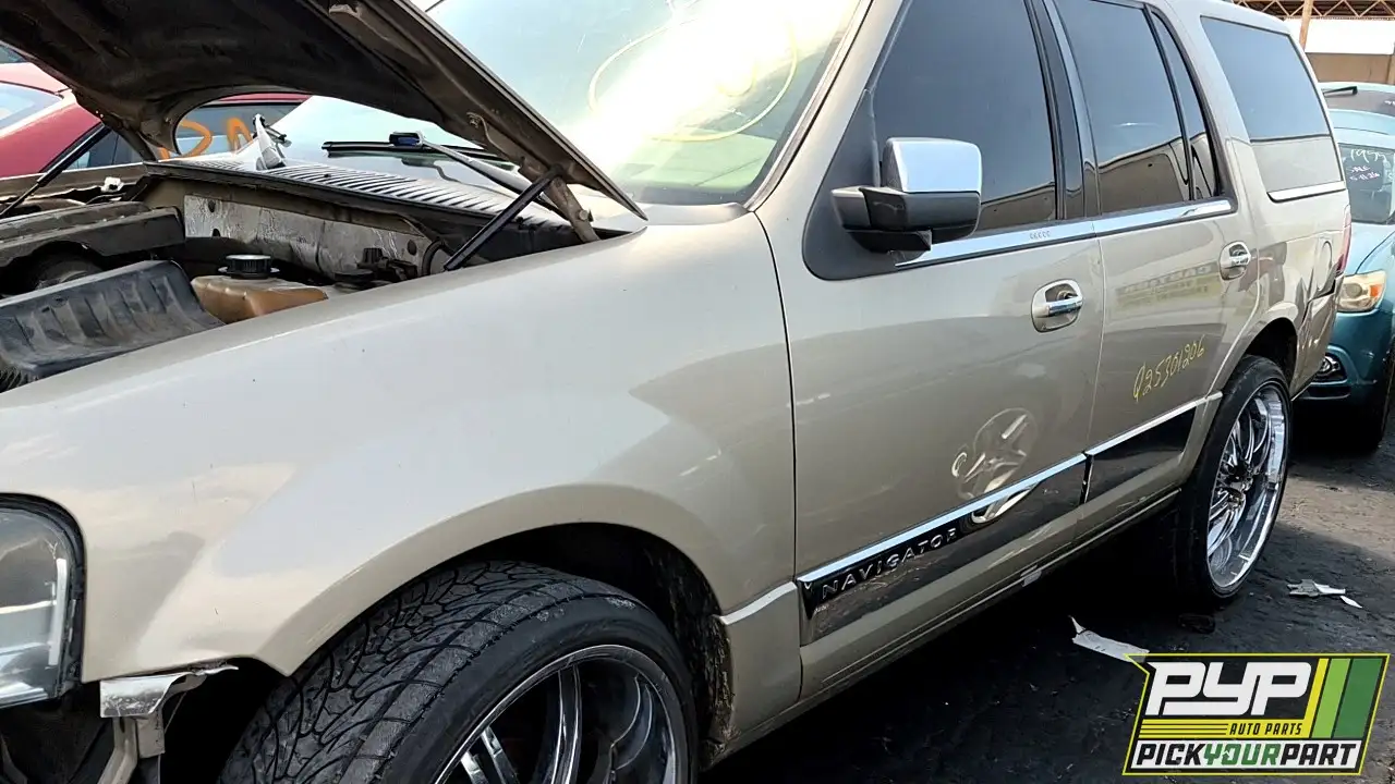 Photo of 2008 Lincoln Navigator