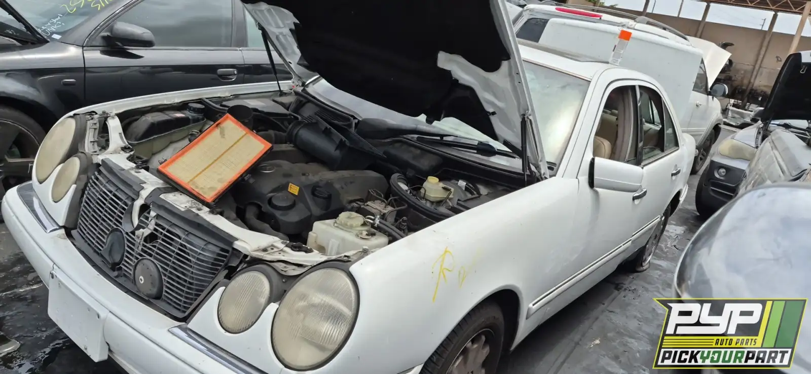 Photo of 1998 Mercedes-Benz E320
