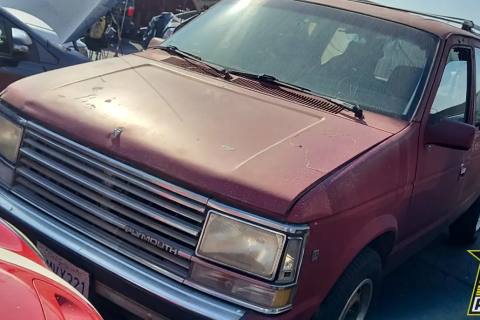 Photo of 1990 Plymouth Grand Voyager