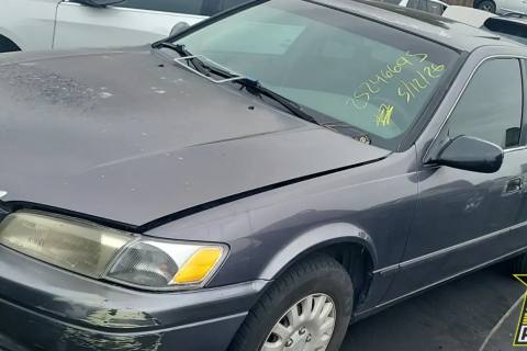 Photo of 1999 Toyota Camry