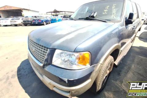 Photo of 2003 Ford Expedition