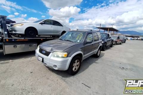 Photo of 2006 Ford Escape
