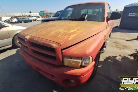Photo of 2000 Dodge Ram 1500