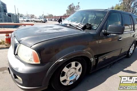 Photo of 2006 Lincoln Navigator