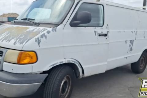 Photo of 1999 Dodge Ram 2500 Van