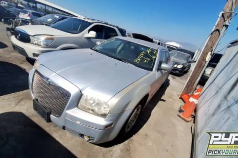 Photo of 2005 Chrysler 300
