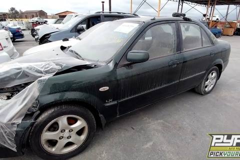 Photo of 2002 Mazda Protege