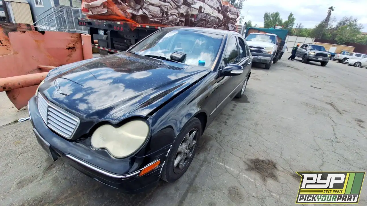 Photo of 2002 Mercedes-Benz C320