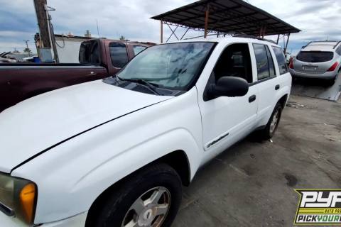 Photo of 2002 Chevrolet Trailblazer
