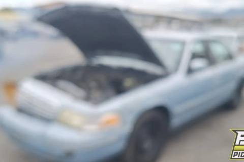 Photo of 1999 Ford Crown Victoria