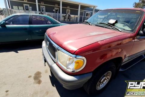 Photo of 2000 Mercury Mountaineer