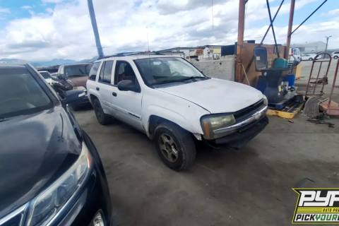 Photo of 2002 Chevrolet Trailblazer