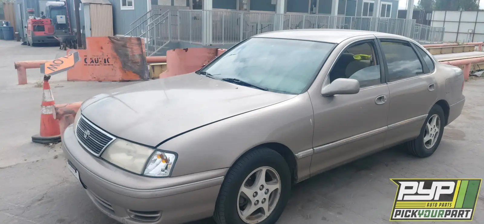 Photo of 1999 Toyota Avalon