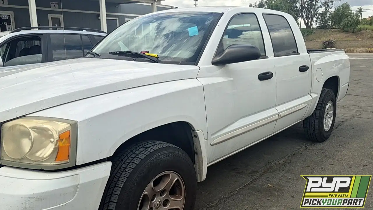 Photo of 2005 Dodge Dakota