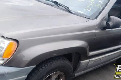 Photo of 1999 Jeep Grand Cherokee
