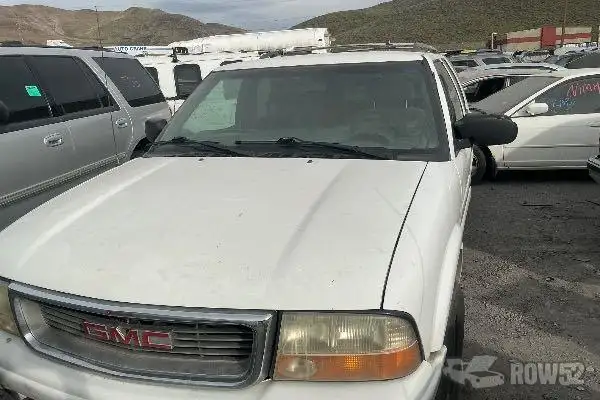 Photo of 2000 GMC Envoy