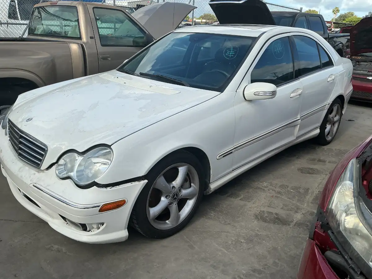 Photo of 2005 Mercedes-Benz C-Class