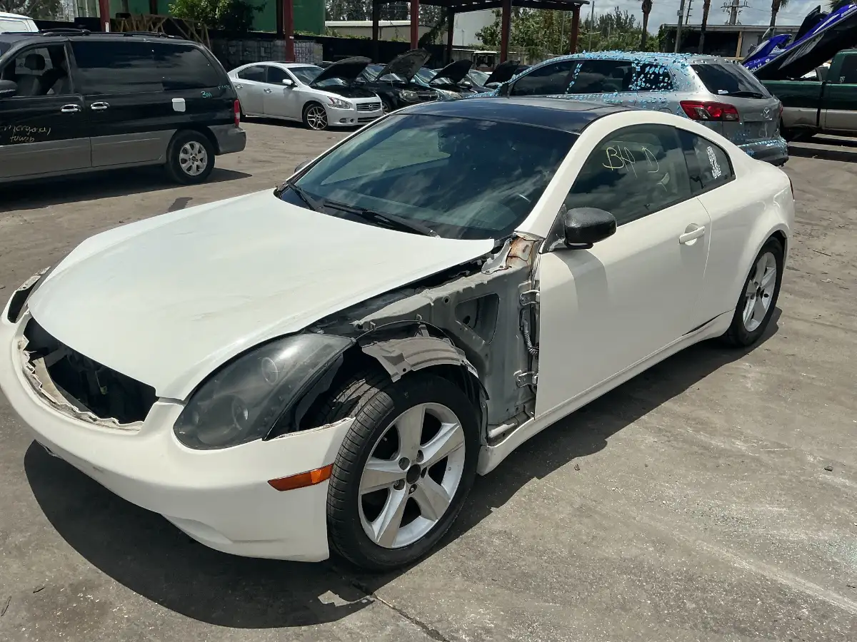 Photo of 2003 Infiniti G35