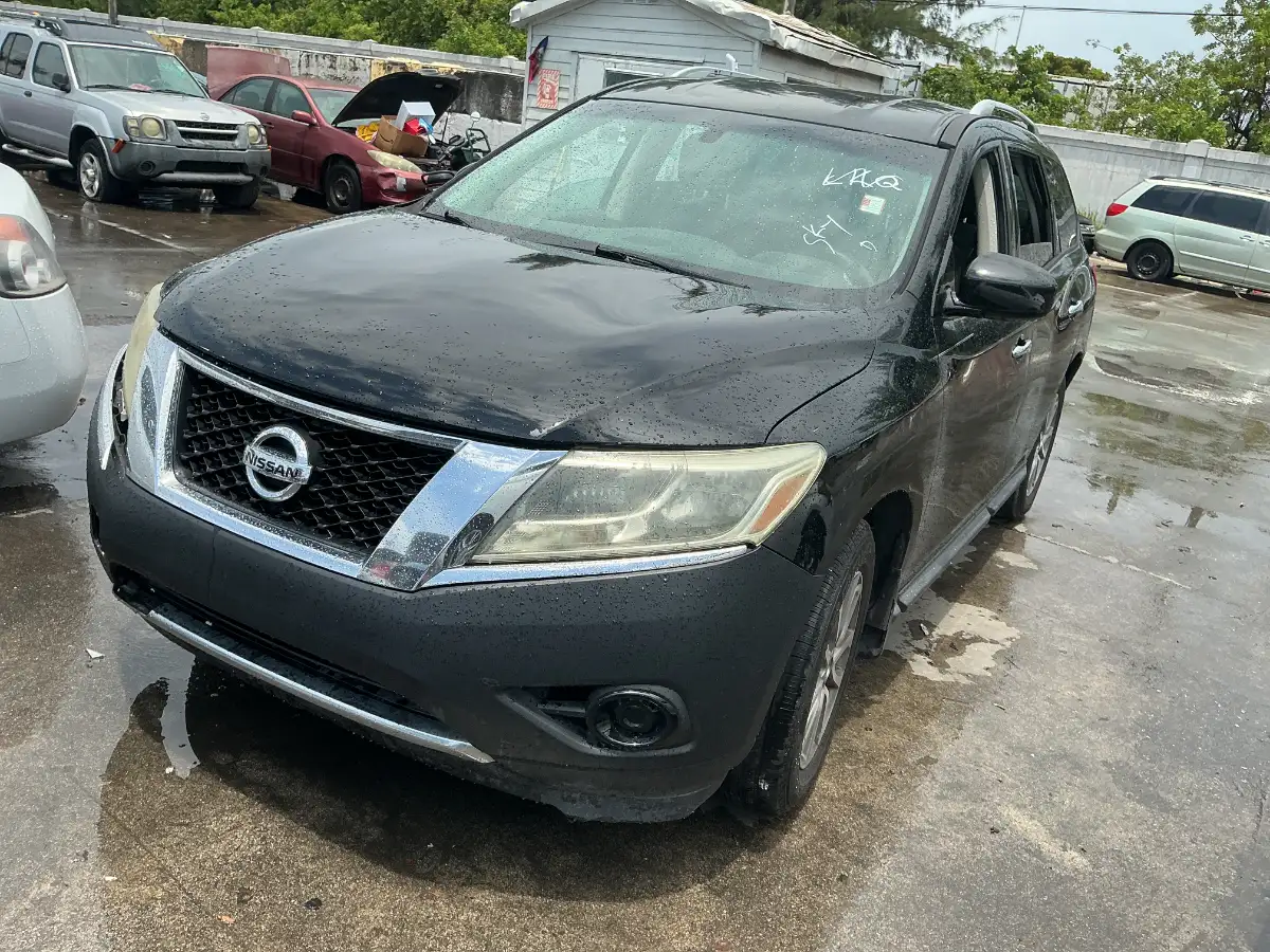 Photo of 2014 Nissan Pathfinder