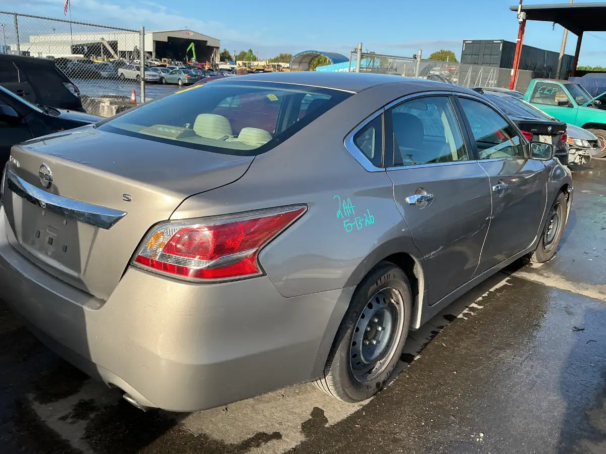 Photo of 2015 Nissan Altima