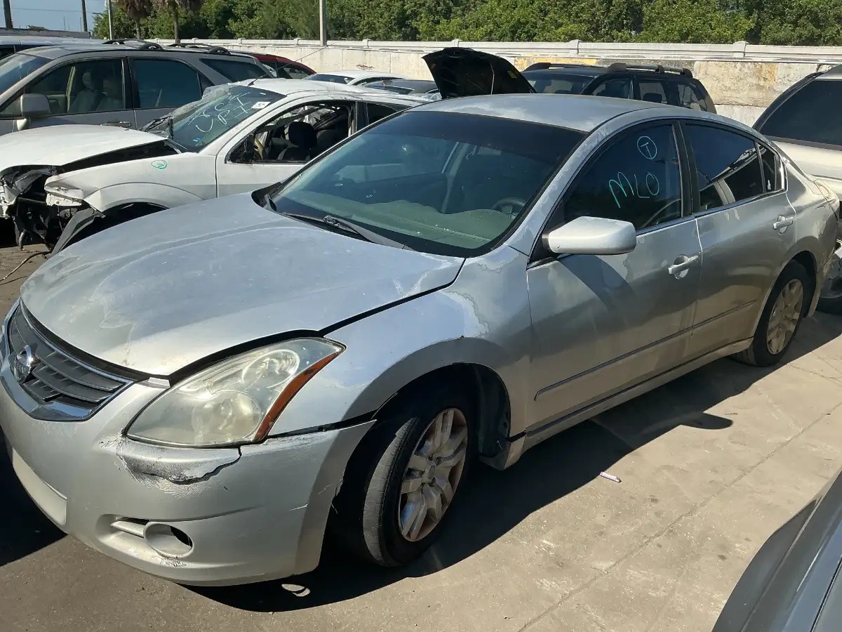 Photo of 2010 Nissan Altima