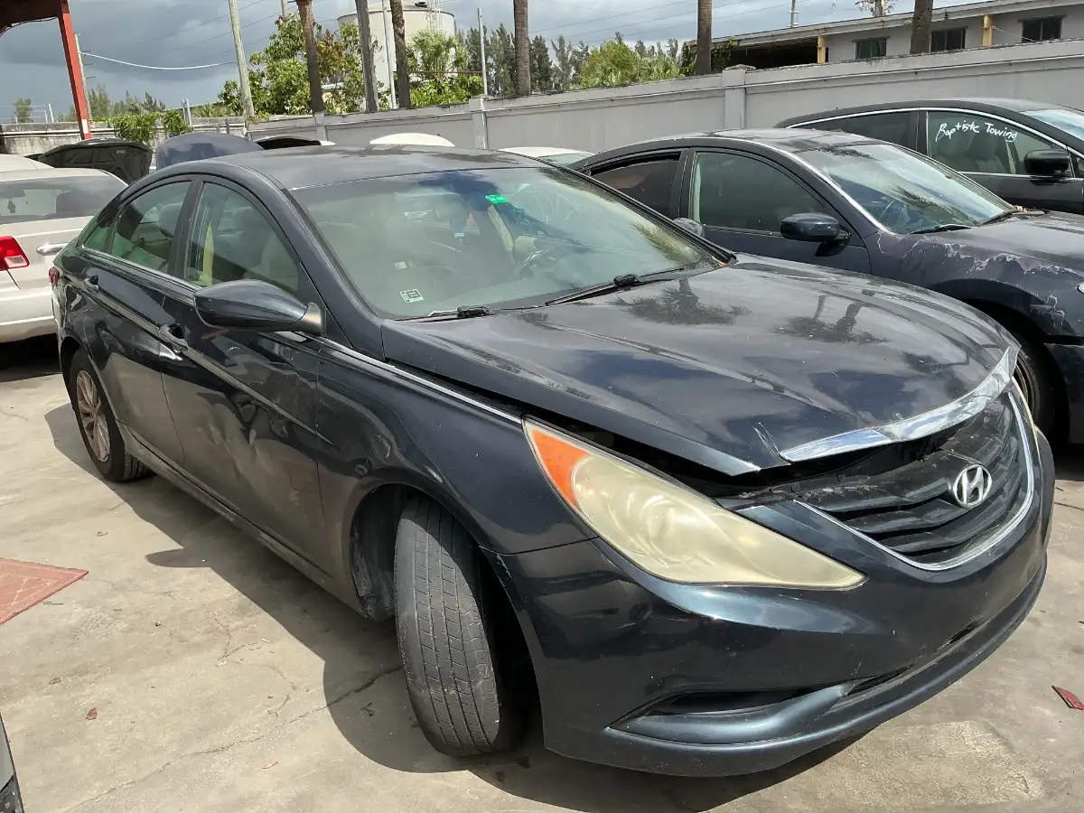 Photo of 2011 Hyundai Sonata