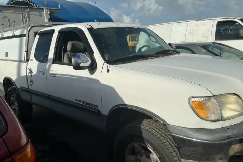 Photo of 2000 Toyota Tundra