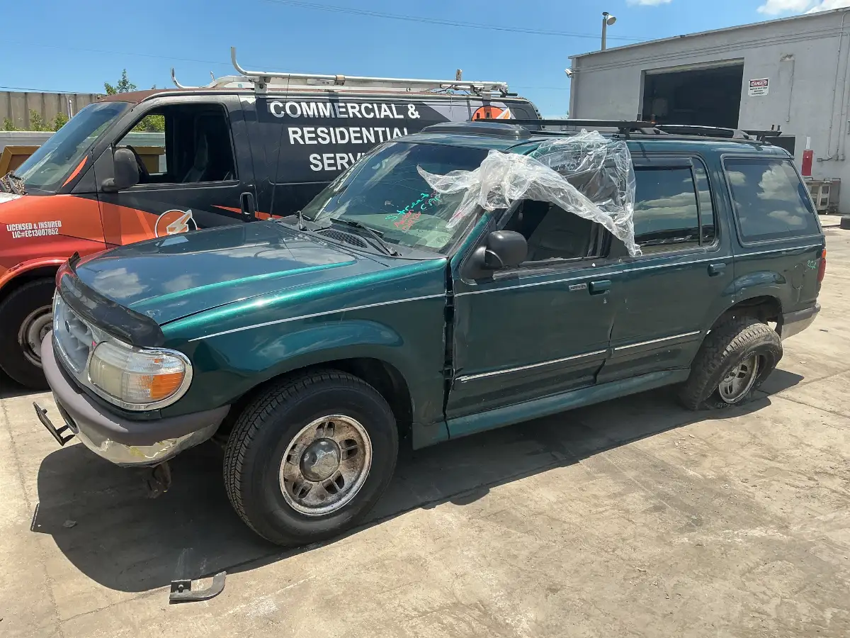 Photo of 1997 Ford Explorer