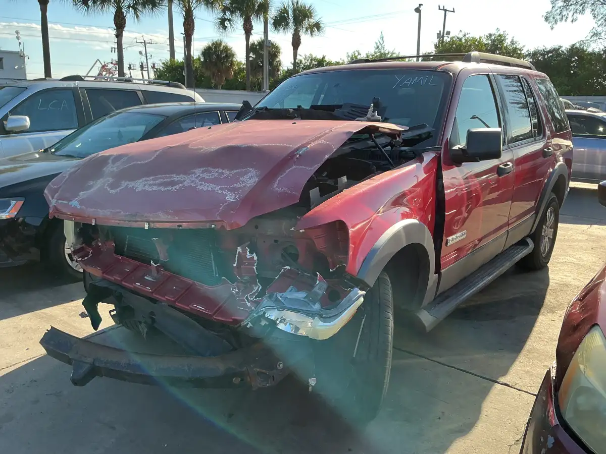 Photo of 2006 Ford Explorer