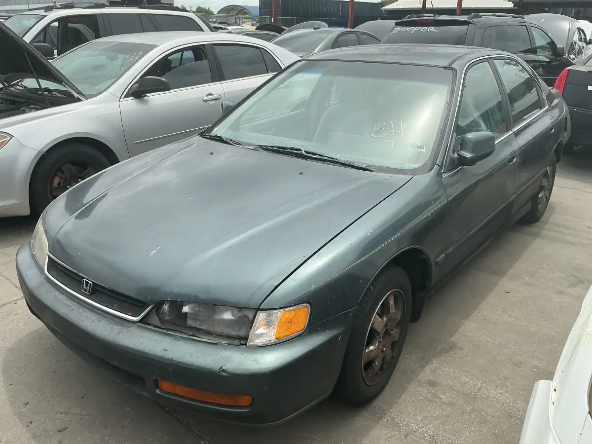 Photo of 1997 Honda Accord