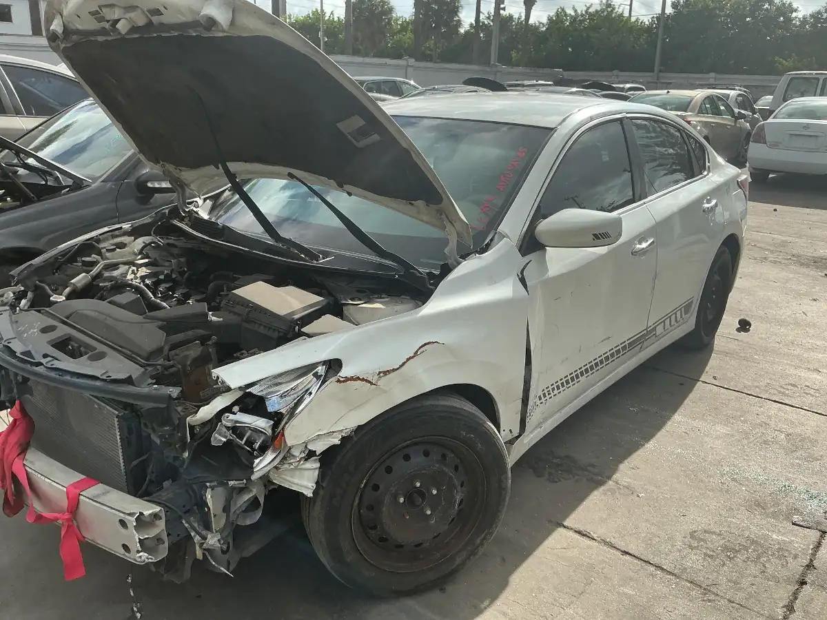 Photo of 2014 Nissan Altima