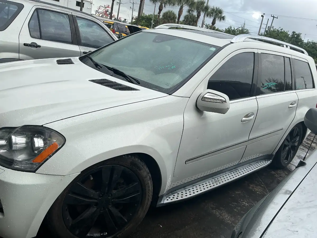 Photo of 2010 Mercedes-Benz Gl-Class