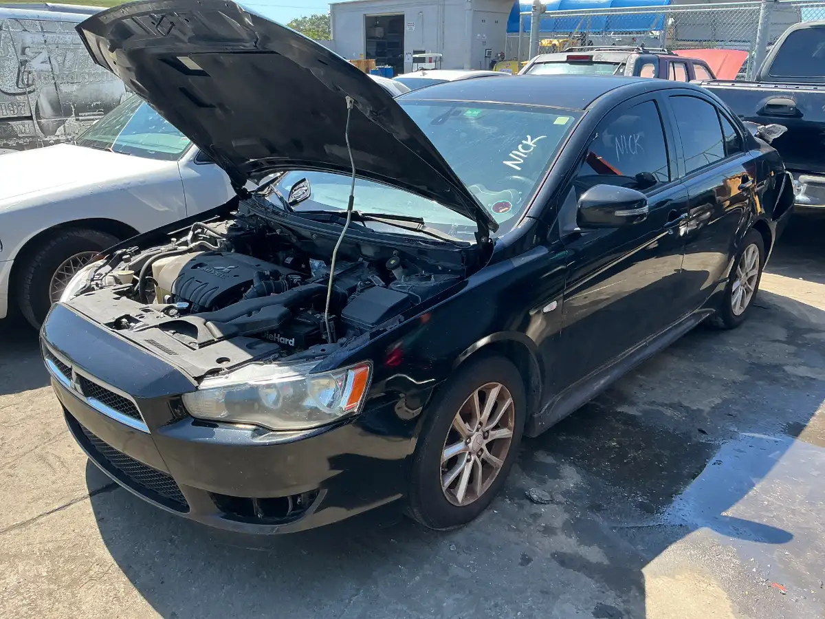 Photo of 2015 Mitsubishi Lancer